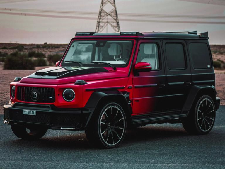 Experience Luxury with the Mercedes G63 Brabus 800 in Dubai